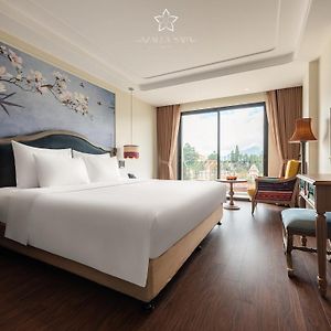 Junior Suite Mountain View